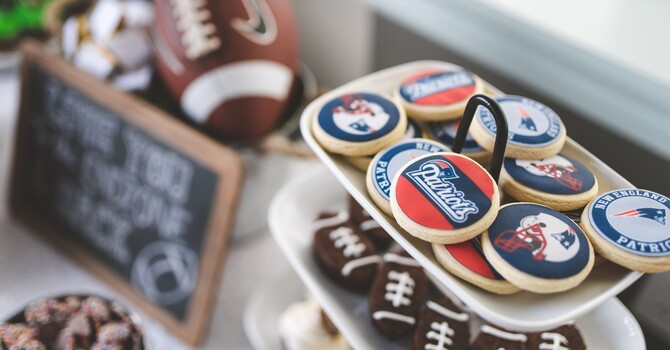 Football Sundays? Stay loose! image